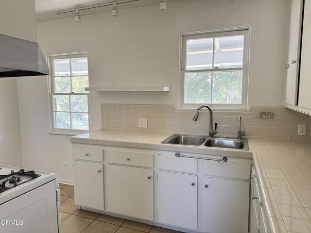 Building Photo - 917 Indiana Ave