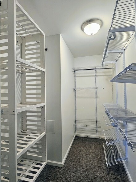 Building Photo - 91 Sunrise Cir