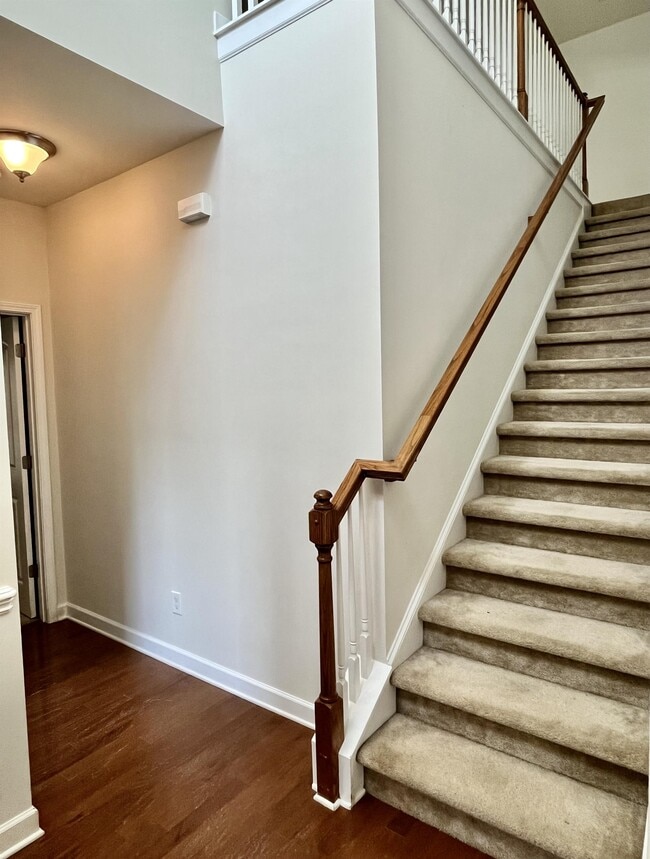 Building Photo - 8517 Loxton Cir
