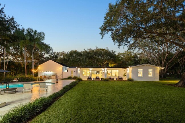 Building Photo - 5840 SW 91st St
