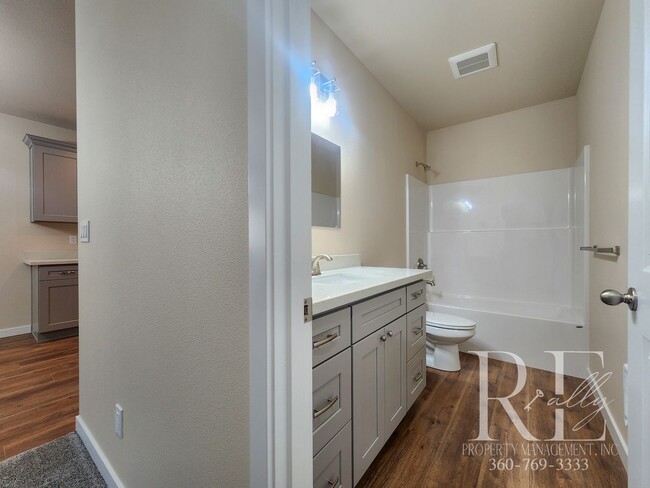 Building Photo - Brand-New 2-Bed, 2-Bath Duplex with Garage...