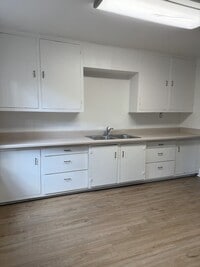 Building Photo - $850 - I Bedroom 1 Bathroom Apartment - He...