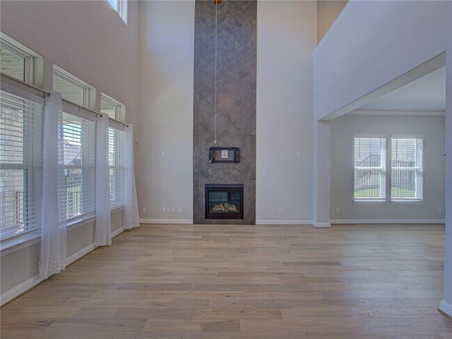 Building Photo - 425 Sitlington Ln