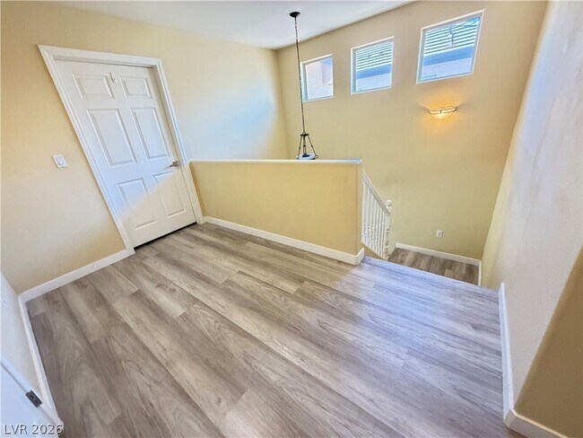 Building Photo - 5360 Cielo Oro St