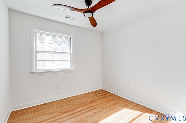 Building Photo - 5532 Jessup Rd