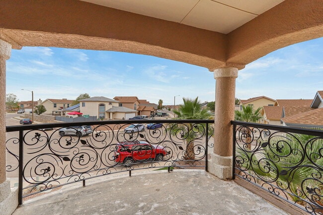 Building Photo - 14180 Robert Ituarte Dr