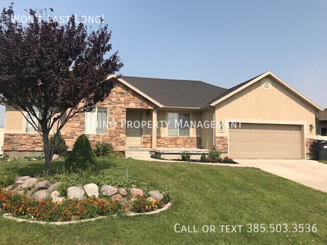 Building Photo - 1919 N Sego Lilly Dr