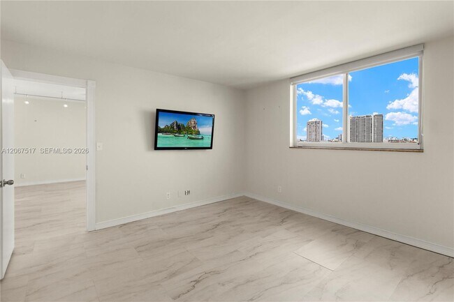 Building Photo - 3703 NE 166th St