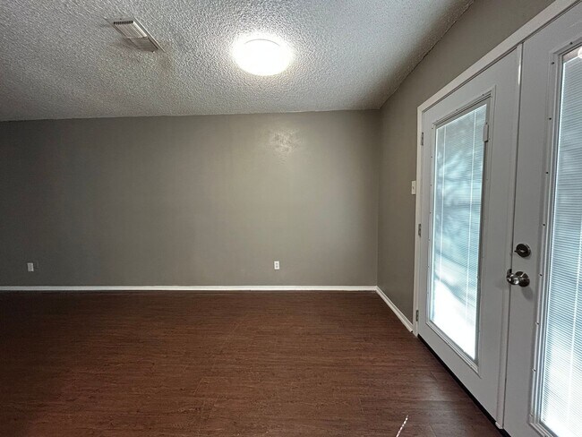 Building Photo - Saginaw Texas Homes for Rent "Eagle Mtn-Sa...