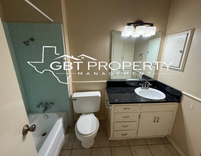 Building Photo - 5119 Lake Placid Pl