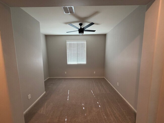 Building Photo - Three Bedroom Two Bath Home with A Den