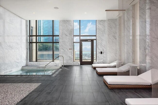 Building Photo - 99 Hudson St