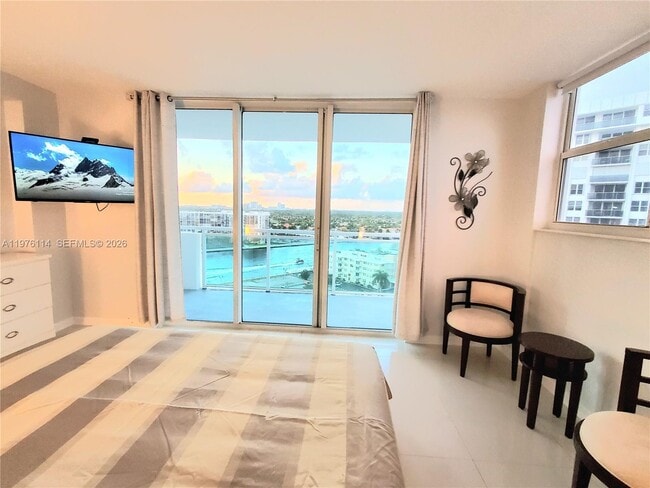 Building Photo - 3001 S Ocean Dr