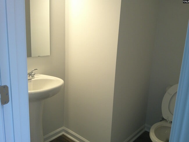 Building Photo - 1119 Ederbach Dr