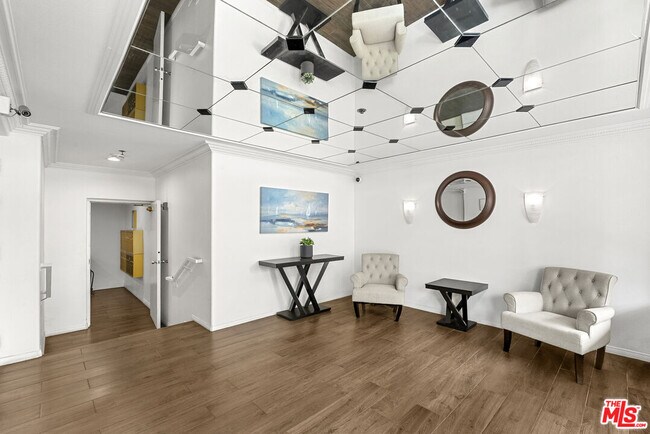 Building Photo - 12011 Goshen Ave