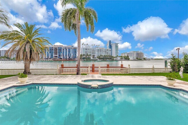 Building Photo - 166 Bal Bay Dr