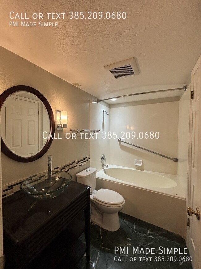 Building Photo - Fantastic 3-Bedroom Townhome in Provo