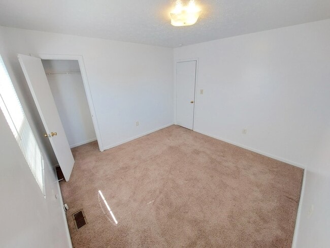 Building Photo - 810 Griffin St