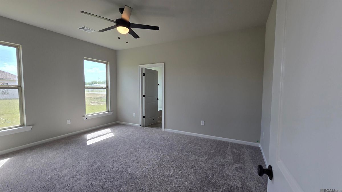 Building Photo - 25662 Tarver Dr