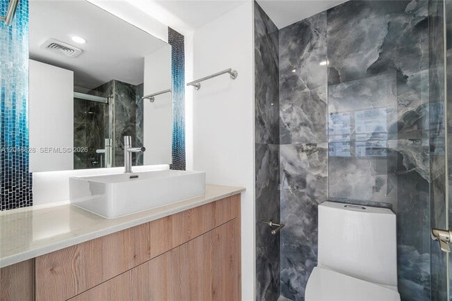 Building Photo - 4505 S Ocean Blvd