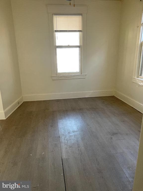 Building Photo - 648 N Mulberry St