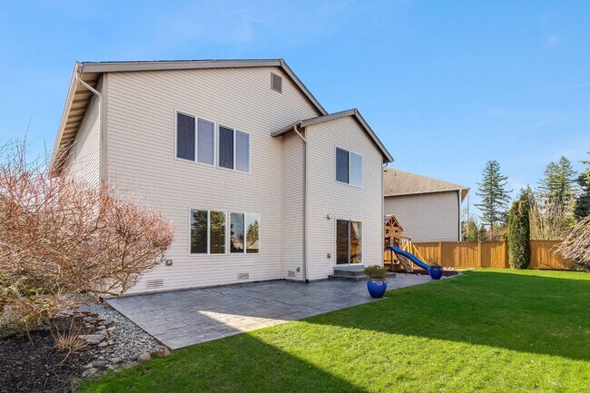 Building Photo - 4Bd/2.5Ba Snoqualmie House