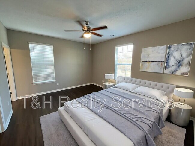 Building Photo - 5642 Brownstone Dr