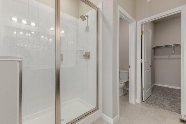 Building Photo - Castle pines 3 bed / 3 bath townhome for rent