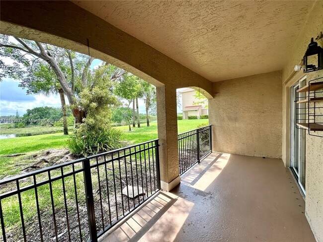 Building Photo - 231 SW 116th Ave