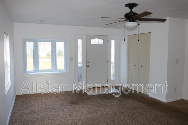 Building Photo - 958 Quentin Rd