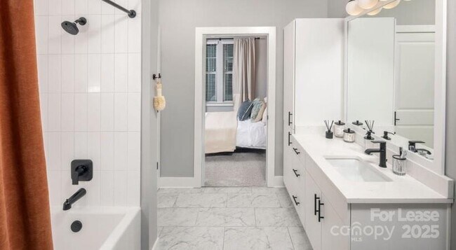 Building Photo - 2408 South Blvd