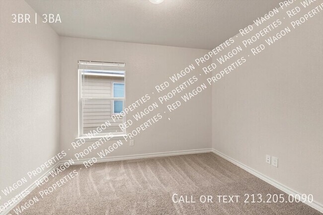 Building Photo - 4110 Woodbridge Way