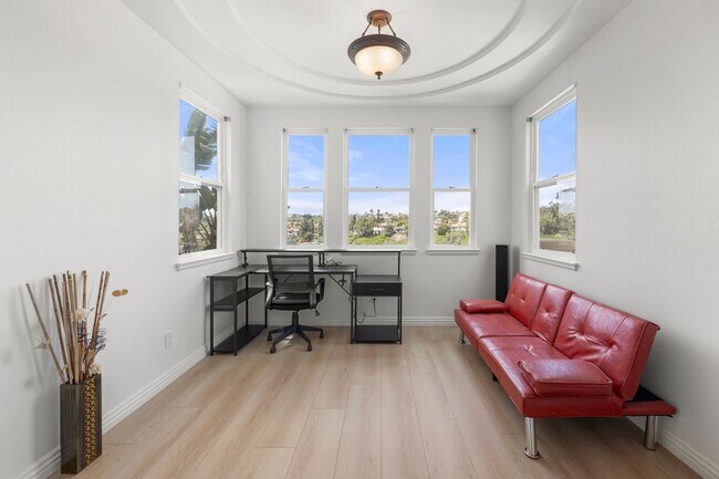 Building Photo - 6213 Paseo Privado