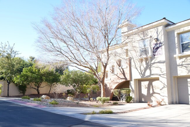 Building Photo - SUMMERLIN - AMBER RIDGE CONDO