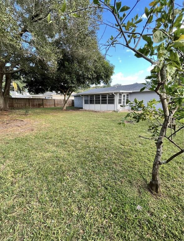 Building Photo - 2224 Willow Tree Trail