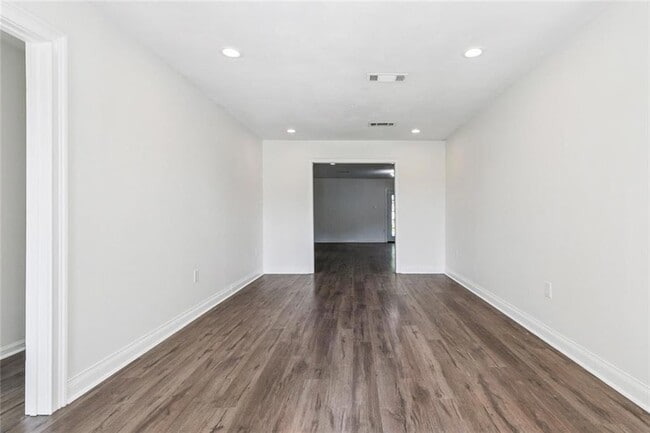 Building Photo - 3712 Lime St