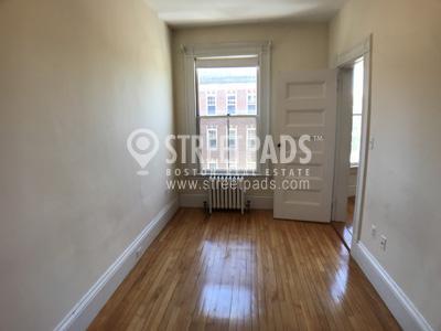 Building Photo - 1 bedroom in Cambridge MA 02138