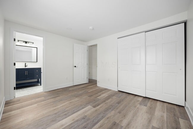 Building Photo - 1810 Tanis Dr