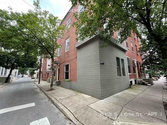 Building Photo - 1540 Kater St