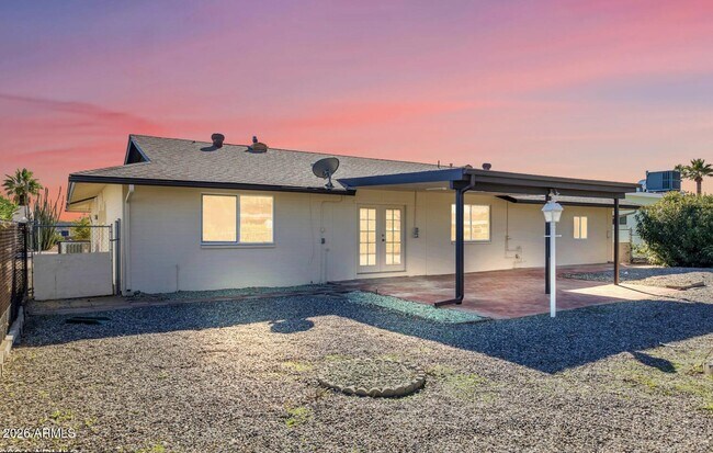 Building Photo - 10602 W Cumberland Dr