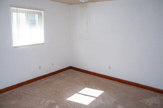 Building Photo - 444 Maryland Ave