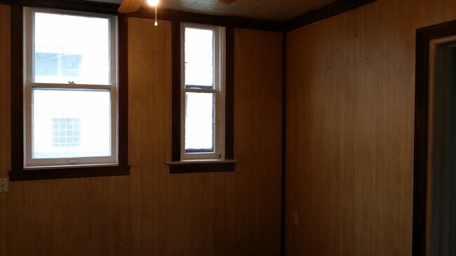 Building Photo - 1587 S Pearl St