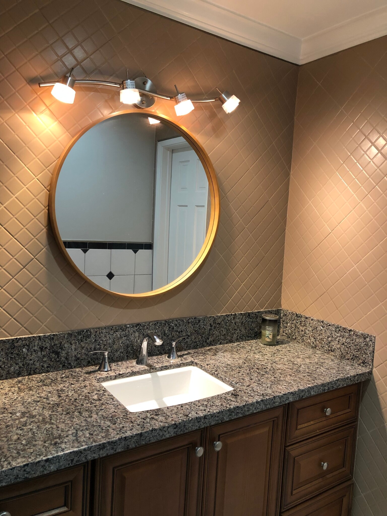 Building Photo - 4633 Marine Ave