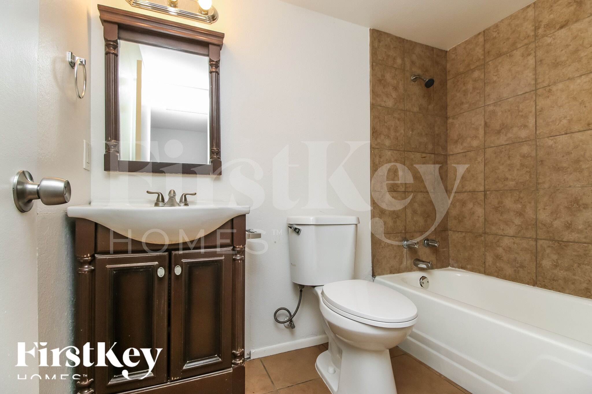 Building Photo - 5213 S 47th Pl