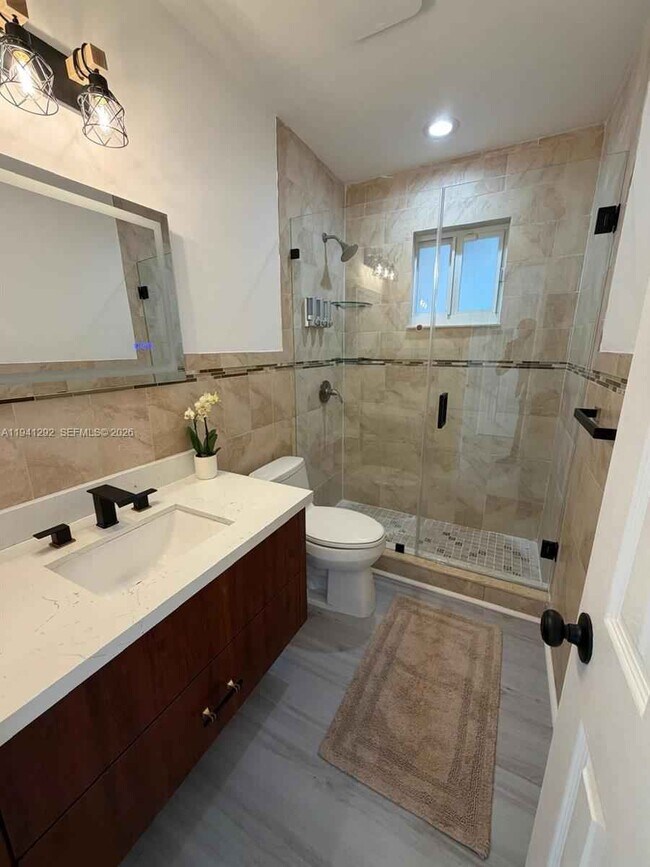 Building Photo - Southwest 96th Avenue, Miami, FL 33165 - 3 BR 2 BA single-family home