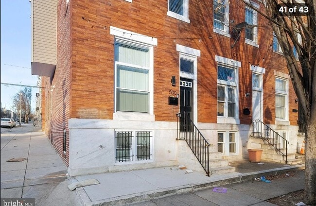 Building Photo - 500 N Lakewood Ave
