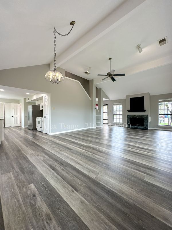 Building Photo - 6419 Chimney Nest