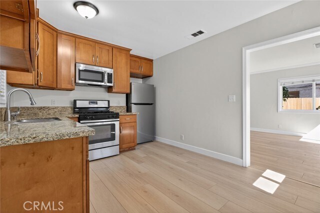 Building Photo - 605 Mar Vista Ave
