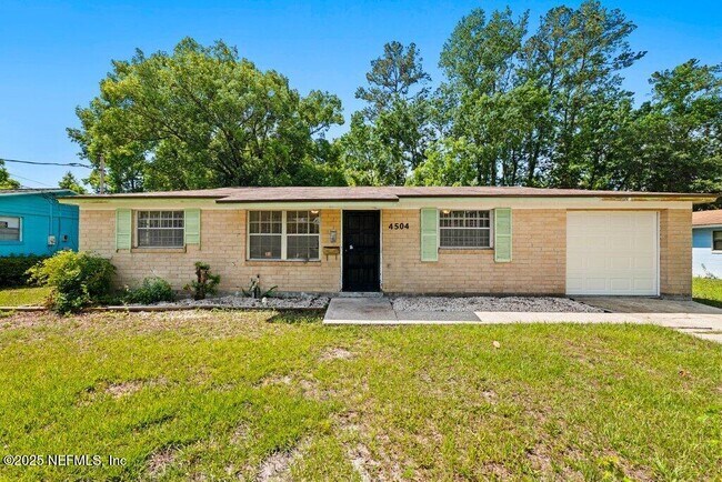 Building Photo - 4504 Lincrest Dr S