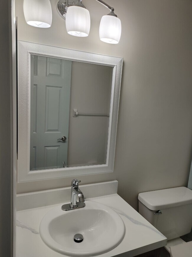 Building Photo - 4405 SW 74th Terrace